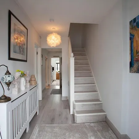 Modern 3bdr W Garden Ev Charging Dublin
